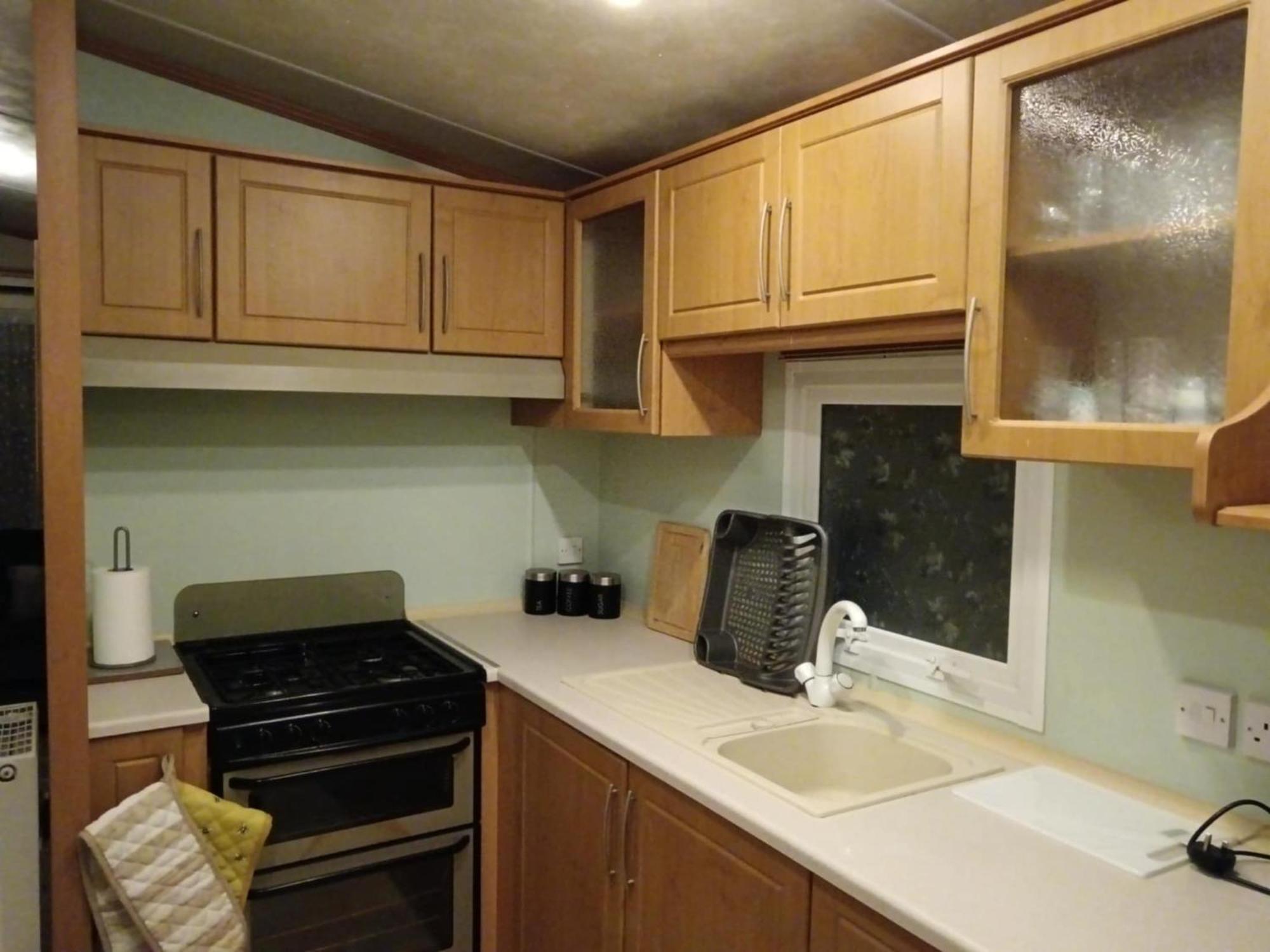 Lovely 3 Bedroom 8 Berth Caravan In Rhyl